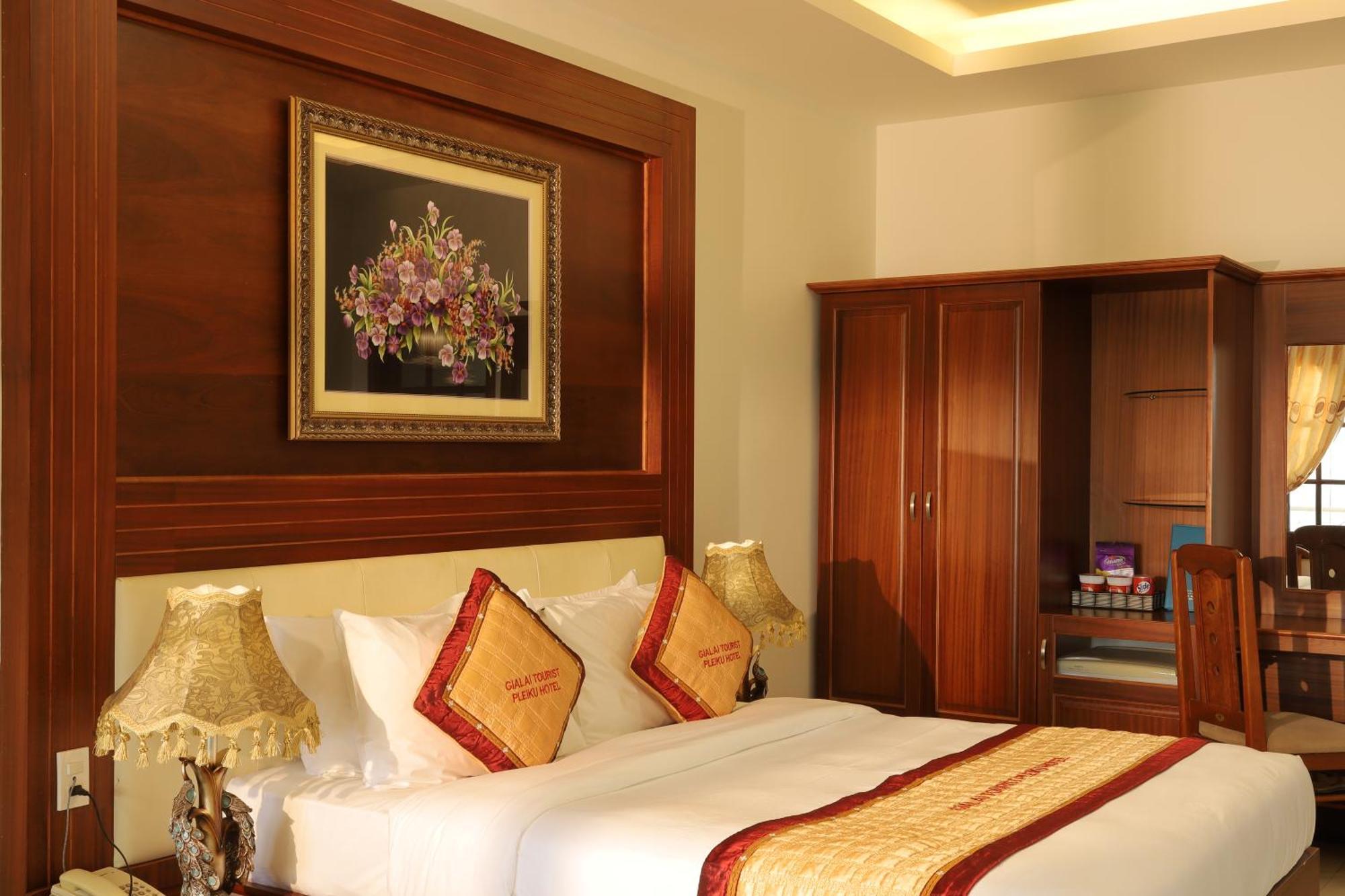 Pleiku Hotel By Gia Lai Tourist Luaran gambar