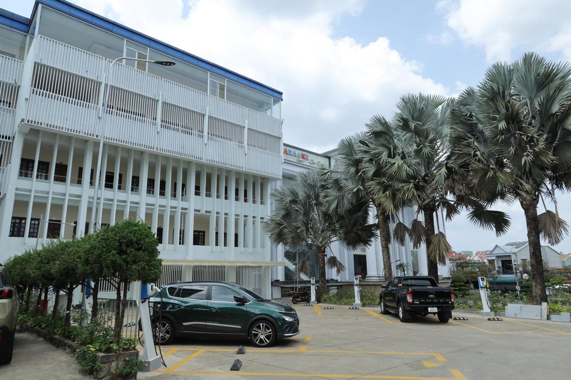 Pleiku Hotel By Gia Lai Tourist Luaran gambar